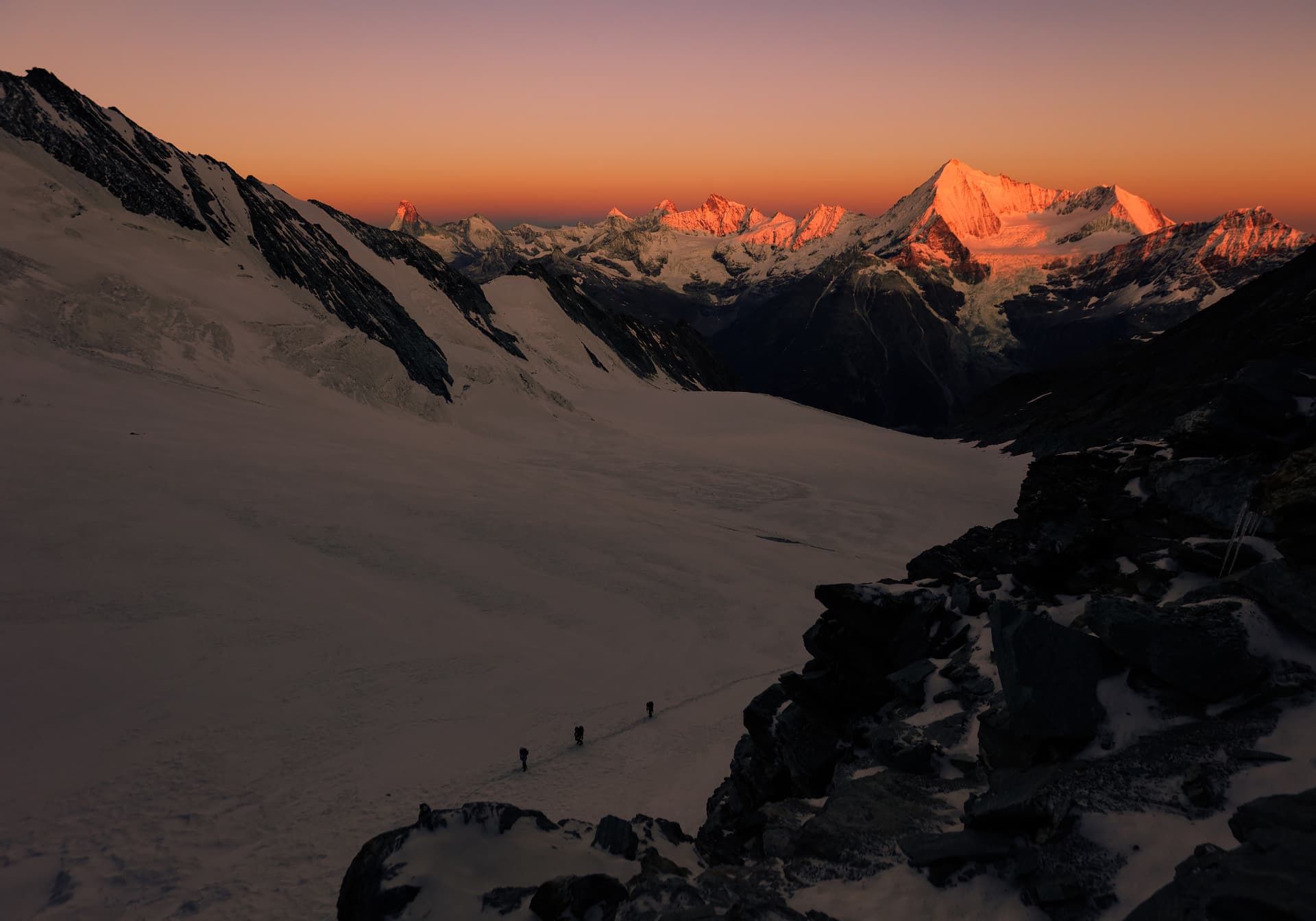 Dom 4545 m — höchster ganz in der Schweiz gelegener Gipfel, ab Randa über Gletscher und Grat